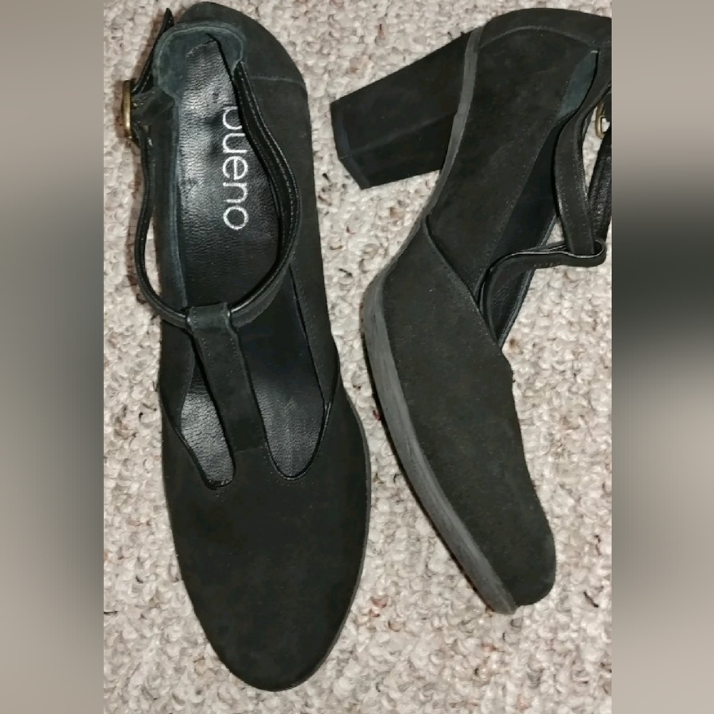 Bueno Black Women's Heels